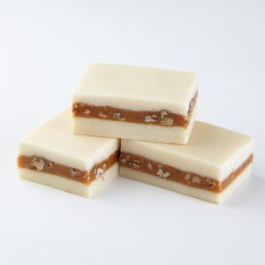 Chewy Praline Fudge 性火坑乳燕电影视频